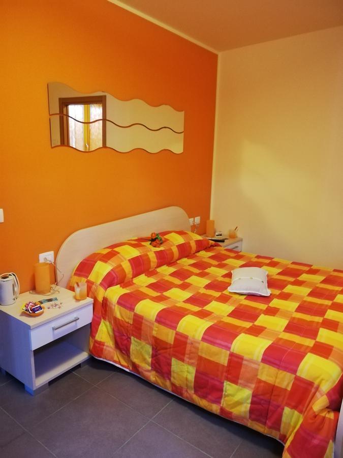 B&B Notte E Di Monasterolo del Castello Екстериор снимка