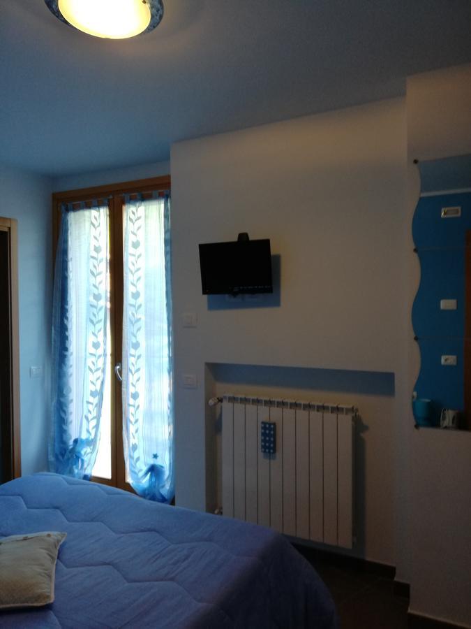 B&B Notte E Di Monasterolo del Castello Екстериор снимка